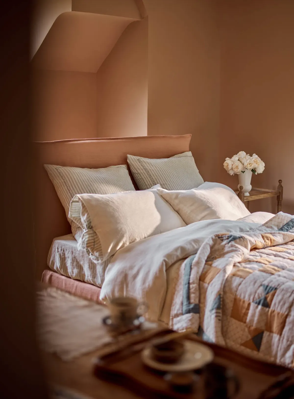 How to Layer Bedlinen for a Hotel-Quality Sleep Experience